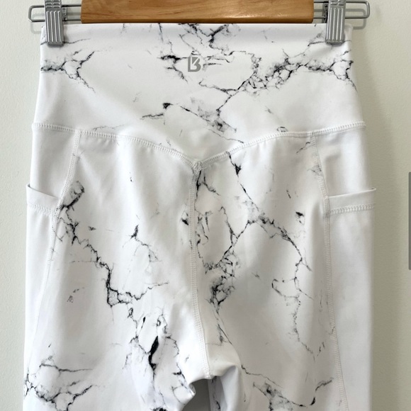 BuffBunny Onyx High Rise Leggings White Marble Sz M - Picture 5 of 5